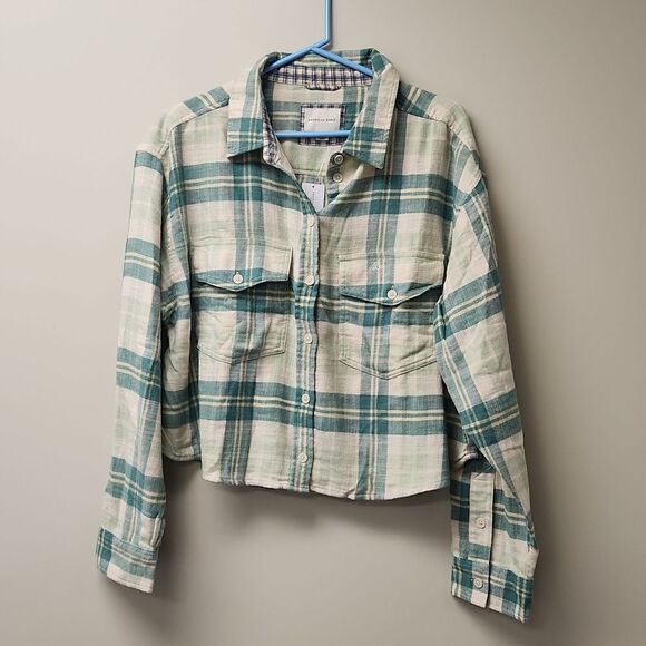 American Eagle Outfitters Tops - American Eagle Plaid Crop Top L NWT